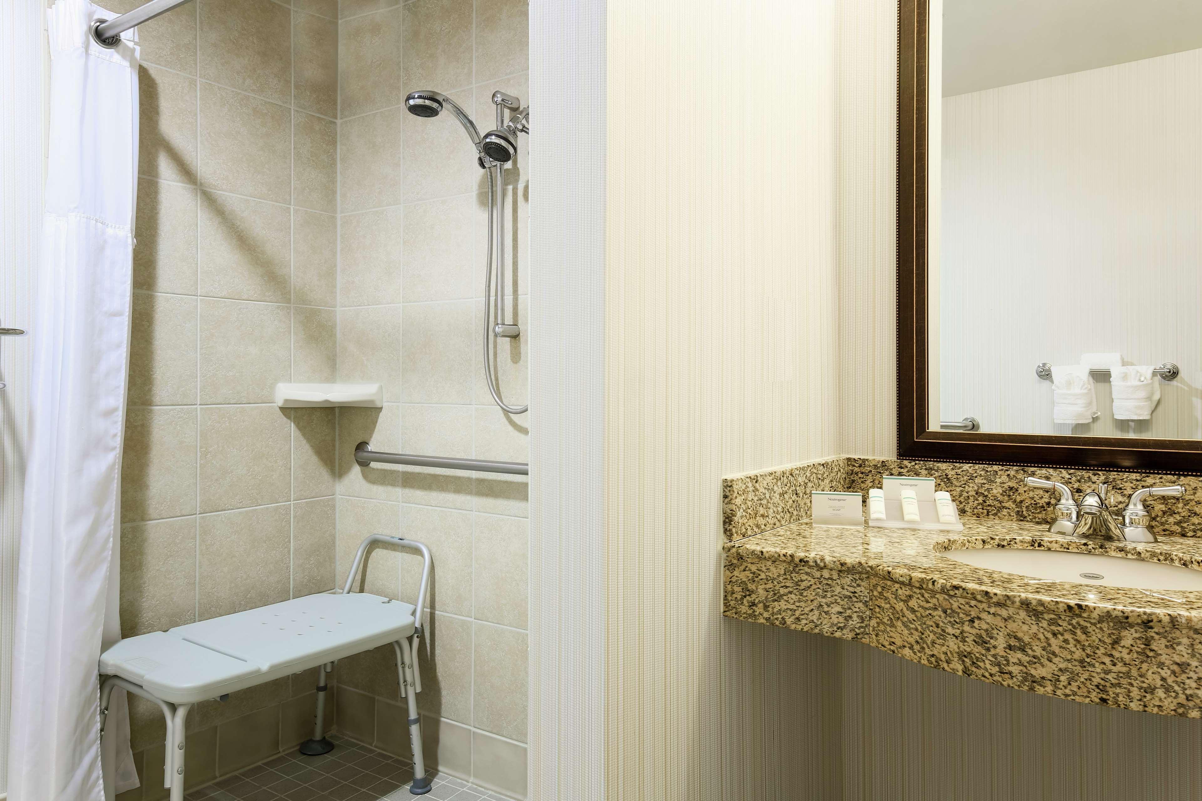 Hilton Garden Inn Dallas Lewisville Luaran gambar